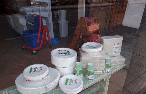 Vajilla compostable